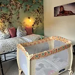 아파트 Exklusive Mit 3 Schlafzimmern Und 2 Baedern! *