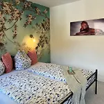 Exklusive Mit 3 Schlafzimmern Und 2 Baedern! * אלטנאו