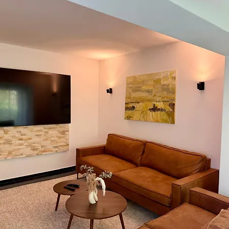 Exklusive Mit 3 Schlafzimmern Und 2 Baedern! Apartament *