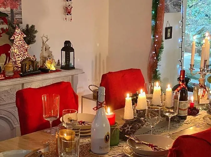 Exklusive Mit 3 Schlafzimmern Und 2 Baedern! Альтенау